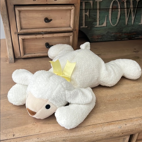 TY Pillow Pal Baba Lamb Plush Stuffed Animal Yellow Ribbon 14” Fleece Tan Nose - Picture 1 of 8